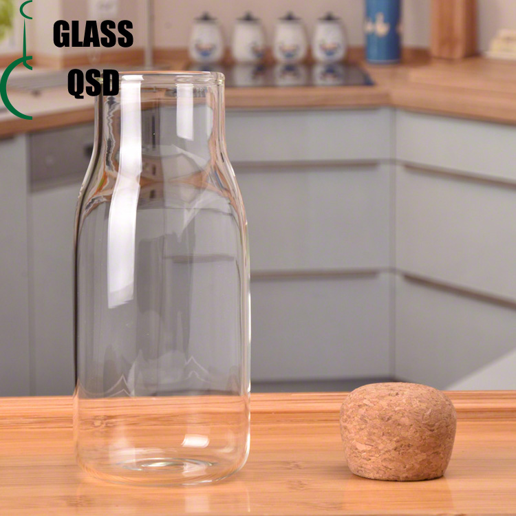 Milk Bottle Resistant Borosilicate Glass Food Storage Jar With Cork Lid