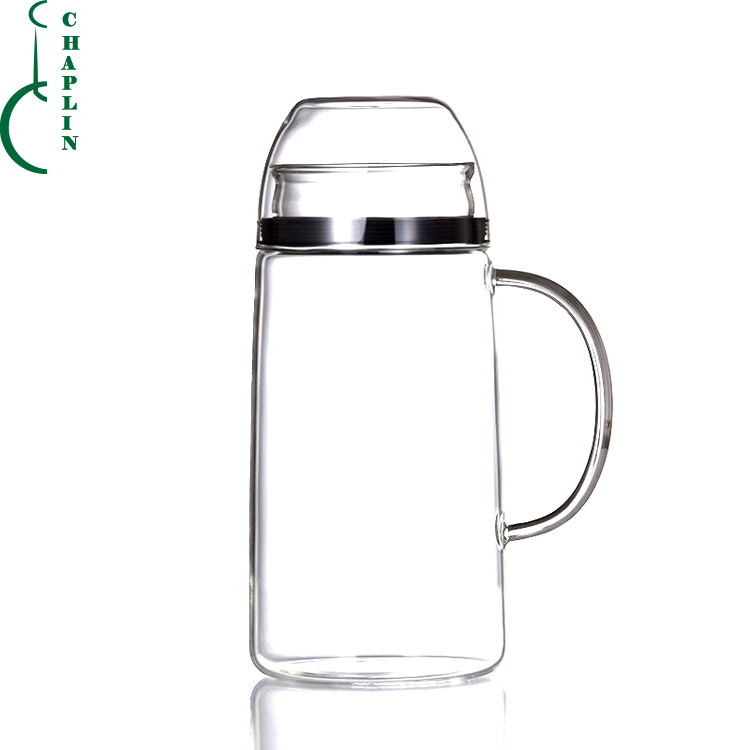 large High Quality Pyrex Glass Water Carafe / Pitcher with glass cover